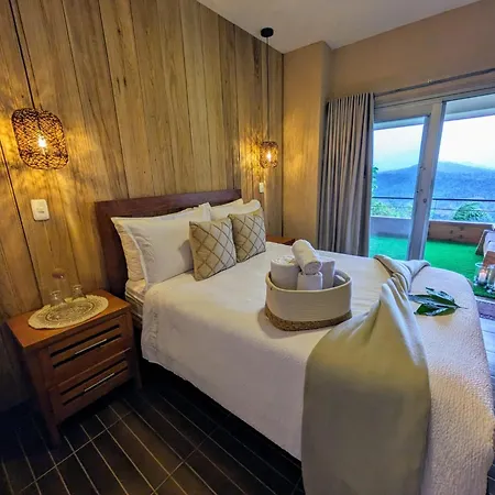 Vibra Healing Lodge Y Spa Teniente Hugo Ortiz Exterior foto