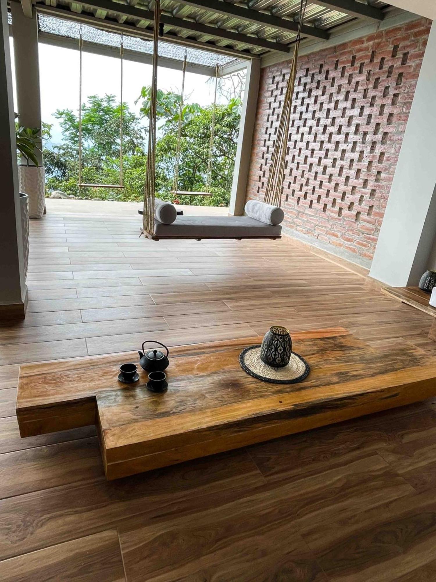 Lodge Vibra Healing Y